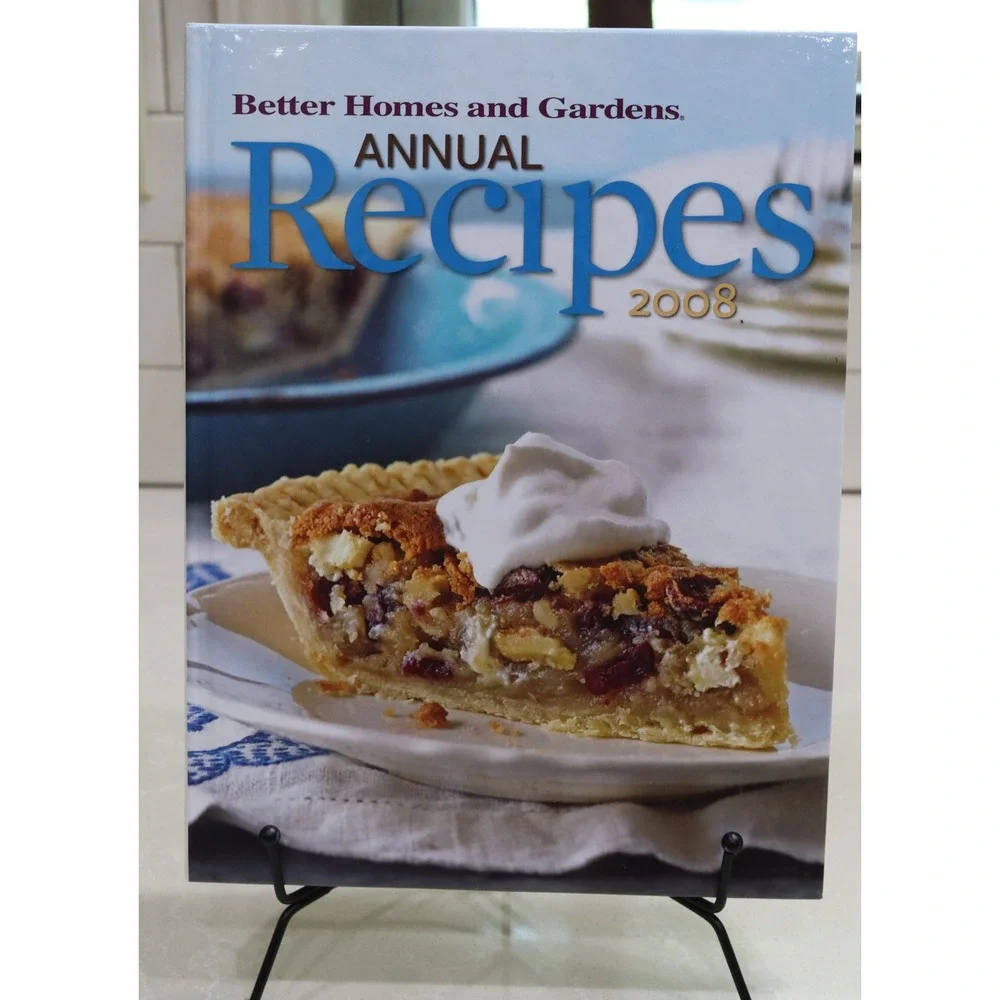 Better Homes and Gardens Annual Recipes 2008 Hardcover Cookbook 400+ Recipes